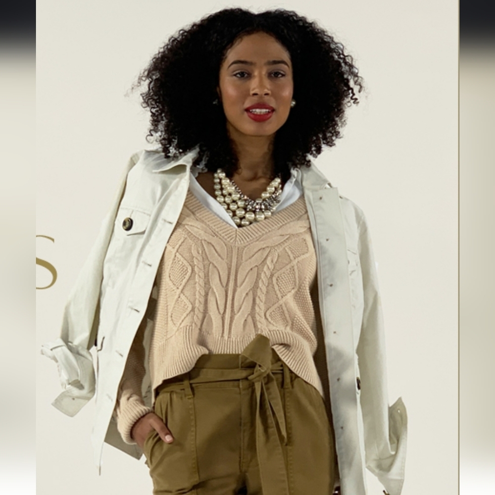 Cabi Cropped Cable Pullover Size Small - image 3